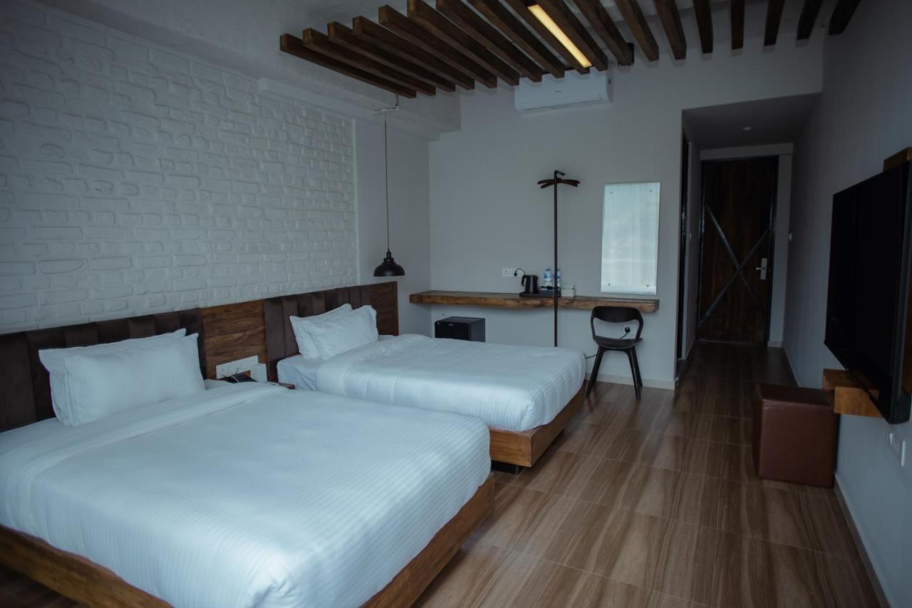 פוקהרה Jade City Hotel מראה חיצוני תמונה
